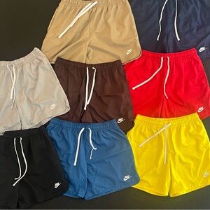 Nike Men's Woven Lined Flow Shorts
Nike style LOT of 8 MENS LARGE